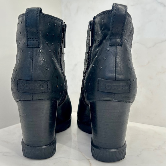 Sorel Joan Uptown Studded Waterproof Leather Booties - Black - W10.5 - Edgy Chic - Picture 7 of 12